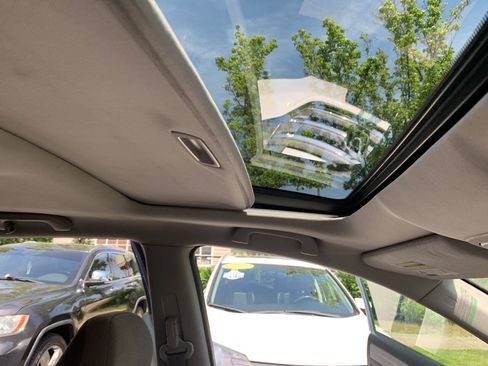 Used 2011 Honda CR-V EX image 19