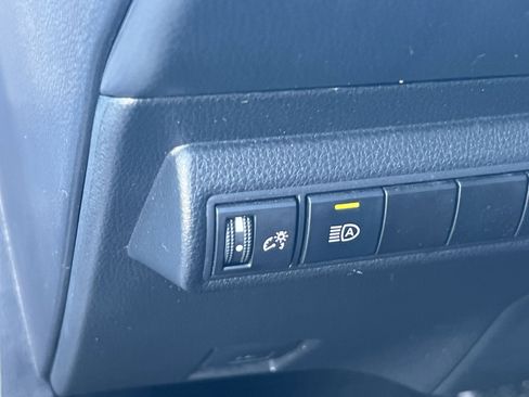 Used 2024 Toyota Corolla LE image 30