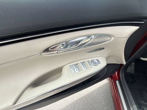 Used 2022 Genesis GV70 2.5T w/ Select Package AWD/4WD image 13