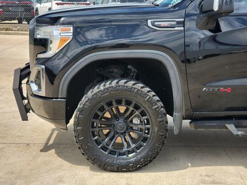 Used 2020 GMC Sierra 1500 AT4 w/ AT4 Premium Package AWD/4WD image 7
