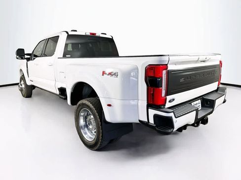 New 2026 Ford F450 Platinum w/ FX4 Off-Road Package image 4