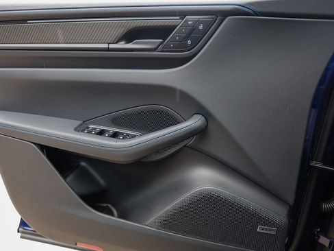 New 2025 Porsche Macan Turbo Electric image 22