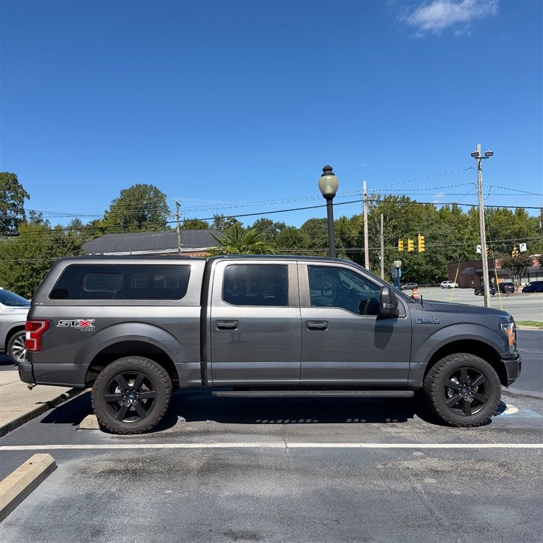 Used 2018 Ford F150 SuperCrew XL w/ Equipment Group 101A Mid AWD/4WD image 5