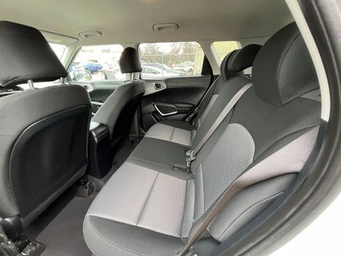 Used 2025 Kia Soul LX w/ LX Technology Package image 23