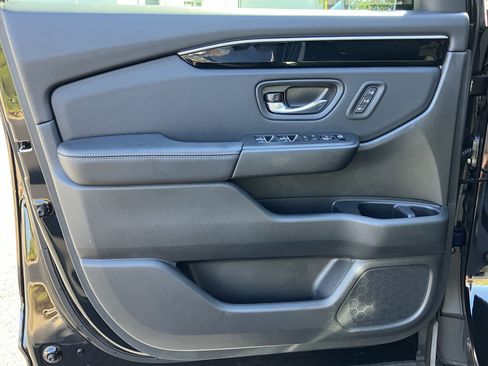 Certified 2025 Honda Pilot EX-L image 14