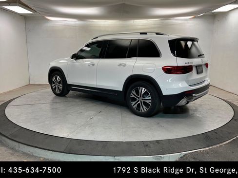 Certified 2025 Mercedes-Benz GLB 250 4MATIC image 3