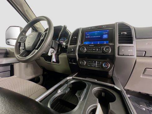 Used 2021 Ford F250 XLT w/ FX4 Off-Road Package image 33