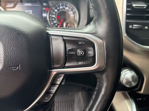 Used 2019 RAM 1500 Laramie AWD/4WD image 19
