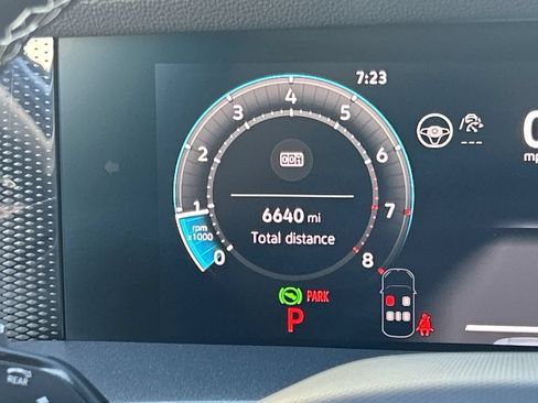Certified 2026 Volkswagen Tiguan S FWD image 28