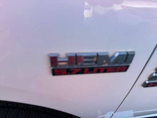 Used 2016 RAM 2500 Tradesman w/ Chrome Appearance Group AWD/4WD image 10
