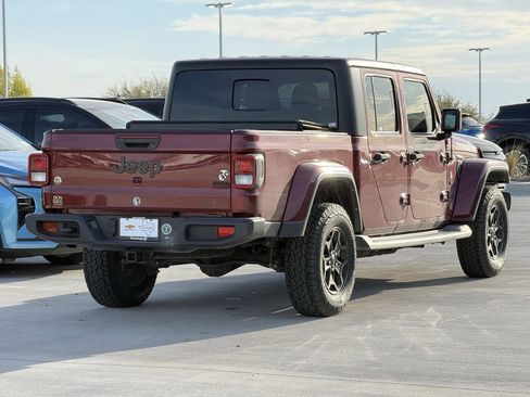 Used 2021 Jeep Gladiator Sport image 4