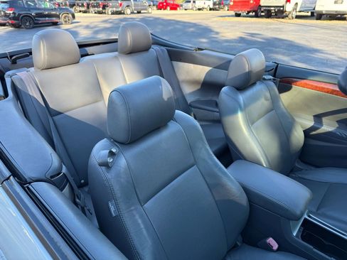 Used 2006 Toyota Solara SLE image 40