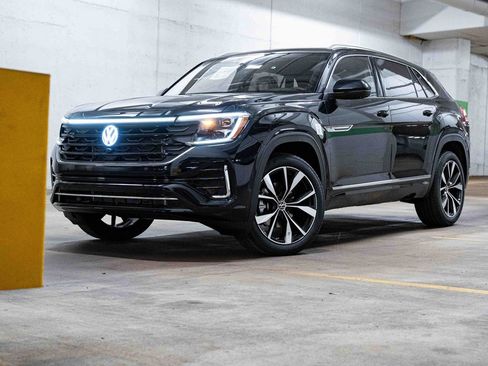 New 2026 Volkswagen Atlas Cross Sport SEL Premium R-Line image 1