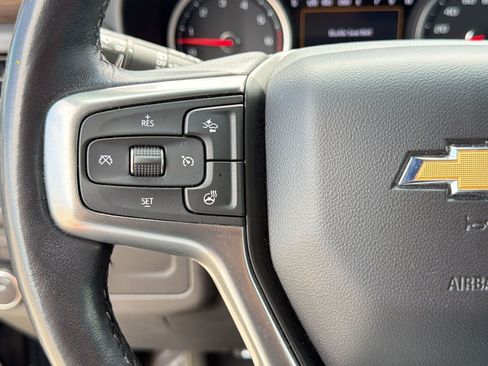 Used 2021 Chevrolet Tahoe Premier AWD/4WD image 17