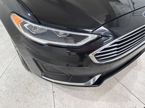 Used 2020 Ford Fusion SEL FWD image 19