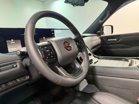 Used 2026 Nissan Armada PRO-4X AWD/4WD image 74