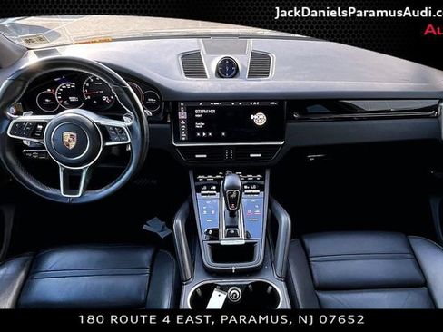 Used 2021 Porsche Cayenne AWD/4WD image 13
