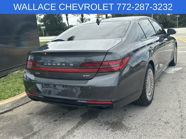 Used 2020 Genesis G90 3.3T Premium RWD image 7