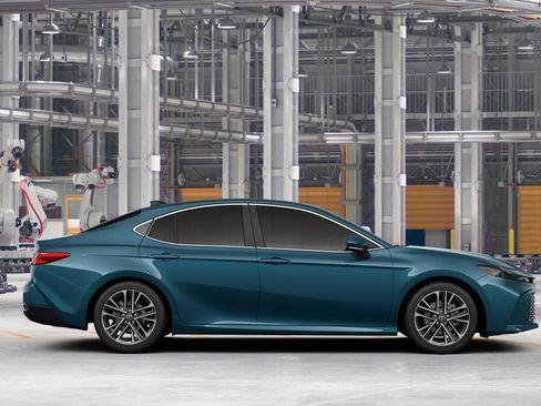 New 2026 Toyota Camry XLE AWD/4WD image 12