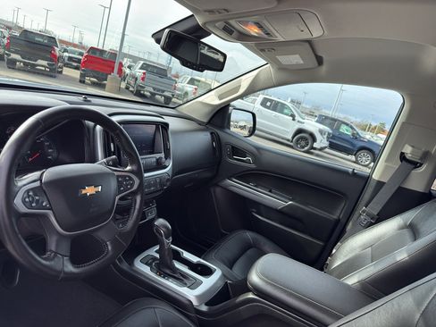 Used 2022 Chevrolet Colorado LT w/ Luxury Package image 26