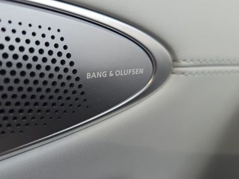 New 2026 Genesis GV70 2.5T Advanced image 12