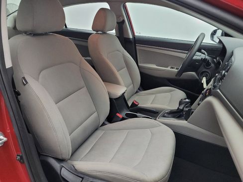 Used 2017 Hyundai Elantra SE w/ Cargo Package image 21