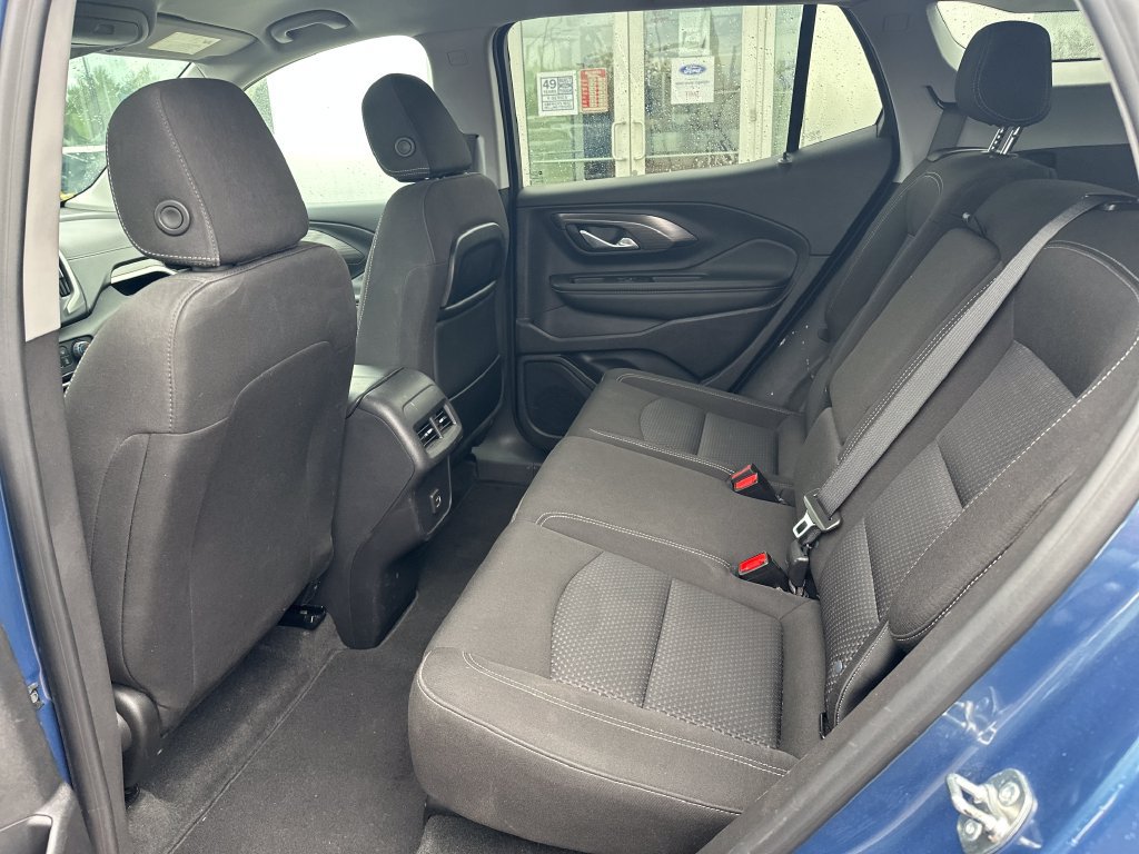 Used 2024 GMC Terrain SLE AWD/4WD image 21