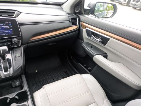 Used 2018 Honda CR-V Touring image 16