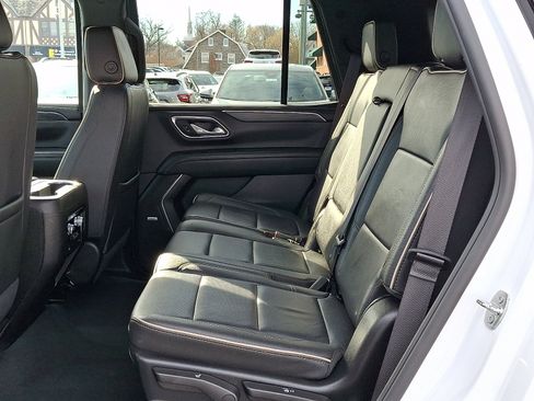 Certified 2024 GMC Yukon SLT image 11