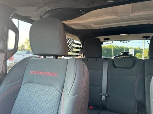Used 2018 Jeep Wrangler Unlimited Rubicon AWD/4WD image 31