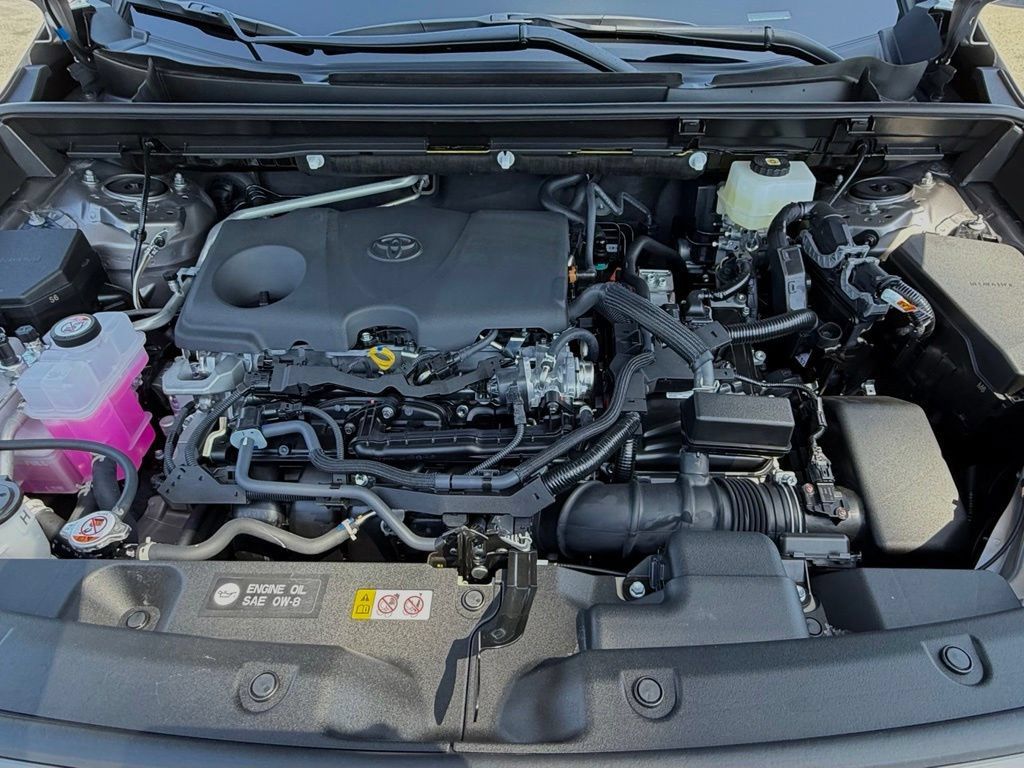 Used 2026 Toyota RAV4 SE FWD image 29