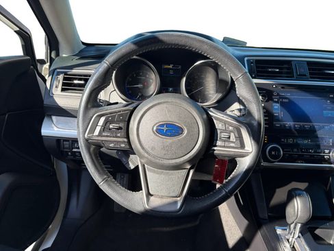 Used 2018 Subaru Outback 2.5i Premium image 13