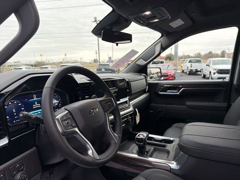 New 2026 Chevrolet Silverado 1500 LT Trail Boss w/ Convenience Package II image 8