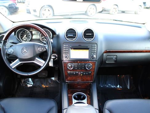 Used 2012 Mercedes-Benz GL 450 4MATIC image 12