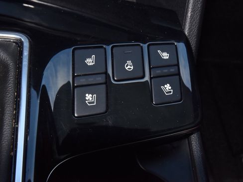 Used 2024 Kia Sportage SX image 31