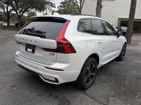 New 2026 Volvo XC60 B5 Core image 4