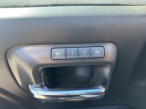 Used 2019 GMC Sierra 3500 Denali image 11