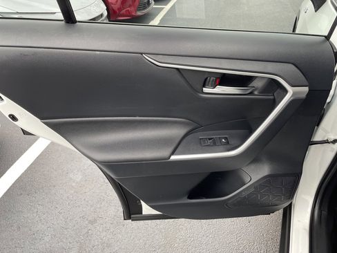 Certified 2023 Toyota RAV4 SE image 20