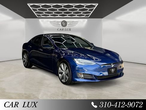 Used 2020 Tesla Model S Long Range Plus AWD/4WD image 7