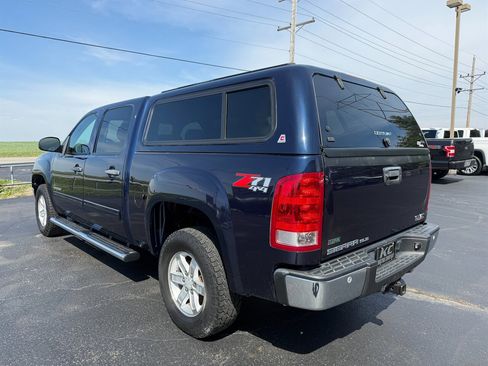 Used 2011 GMC Sierra 1500 SLE w/ Power Tech Package image 8