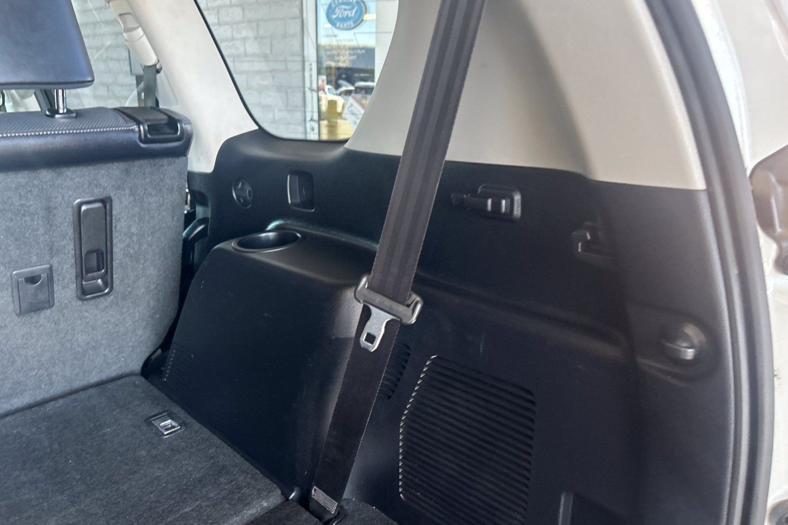 Used 2013 Lexus GX 460 w/ Convenience Pkg AWD/4WD image 40