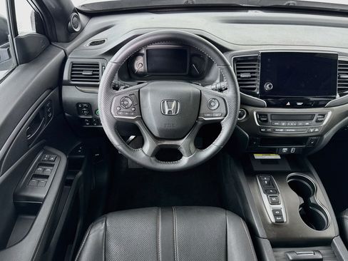 Certified 2023 Honda Passport TrailSport image 23