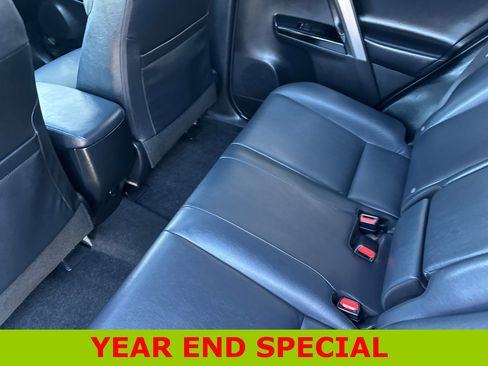 Used 2018 Toyota RAV4 Limited image 12