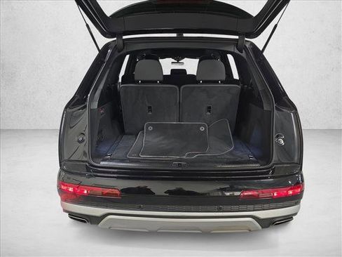 Used 2025 Audi Q7 3.0T Premium Plus image 13