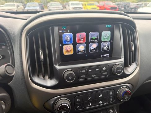 Used 2018 Chevrolet Colorado Z71 AWD/4WD image 15