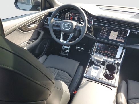 New 2026 Audi RS Q8 performance image 11