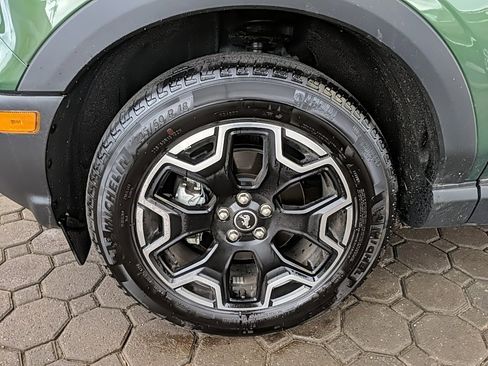 Used 2025 Ford Bronco Sport Outer Banks w/ Outer Banks Tech Package+ image 10