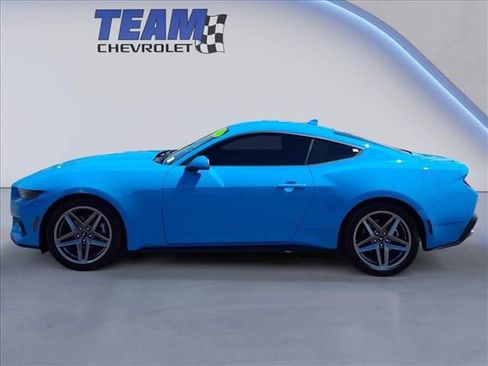 Used 2026 Ford Mustang Coupe RWD image 2