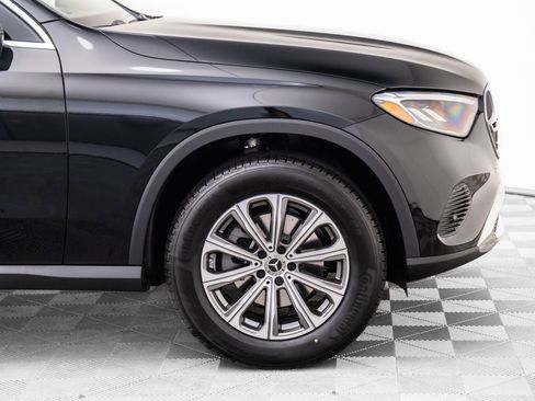 New 2025 Mercedes-Benz GLC 300 4MATIC image 34