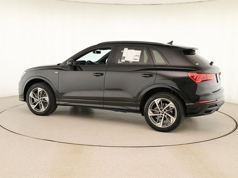 New 2025 Audi Q3 2.0T Premium image 3